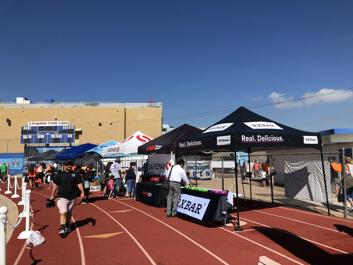 nickypechin's tweet photo. #CloserToPro @CitiPrivatePass @ProCamps @VonMiller #CloserToPro Making all their wildest dreams come true. Thank you sponsors! https://t.co/RHwLMzFtEe