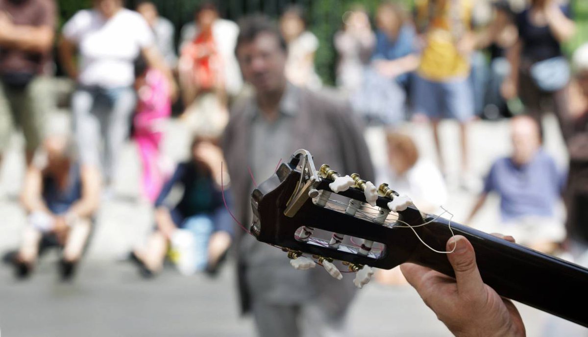 CARTES. #FetedelaMusique2018 2018 : la programmation à #Grenoble, #Chambery et #Annecy 🎶 ► bit.ly/2JTVxPk