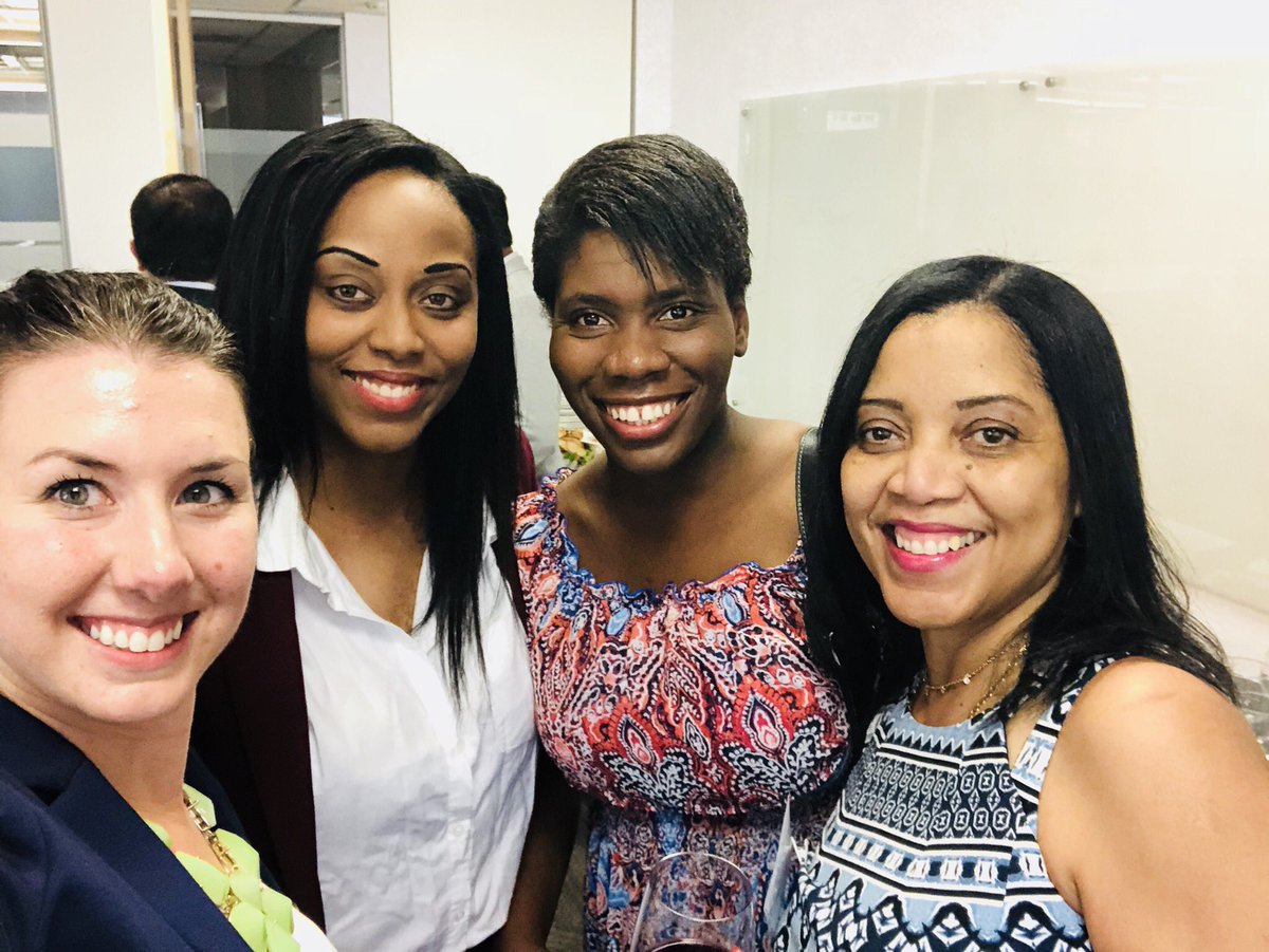 crystal_benne's tweet photo. An amazing night last night celebrating the @MNP_LLP Future Leader winners. Special congrats to fellow Sheridan alumni @skayjones from @motifylearn. @sheridancollege @EDGE_Sheridan https://t.co/yhZFHXhaef
