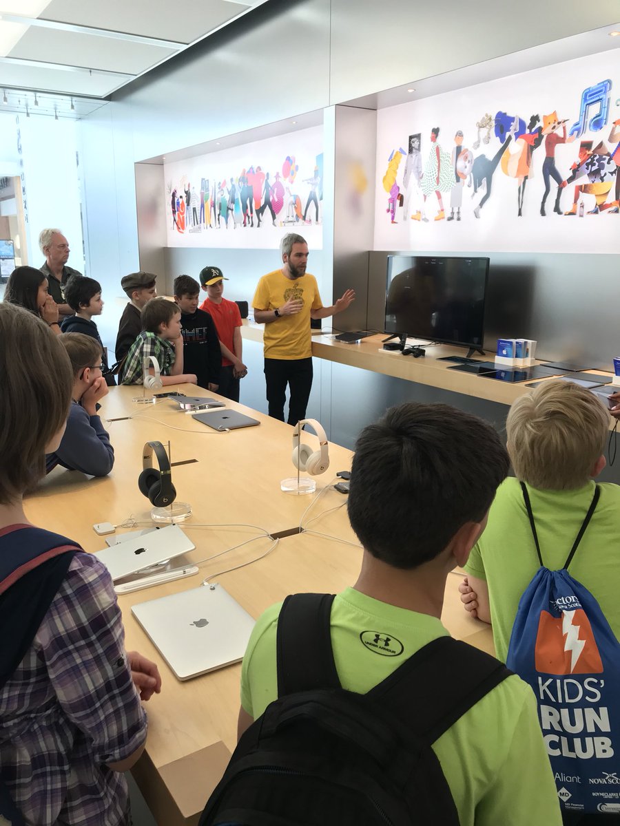 Learning all about iMovie today at the Apple store.