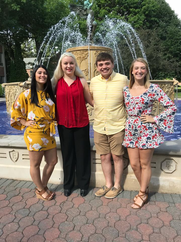 Orientation_EC's tweet photo. Meet your 2018 Orientation Executive Team! Right to Left: Rachael Greig '19, Sydney Stringham '19, Justin Mattocks '19, &amp; Emily Thomas '19. We are looking forward to seeing you all soon! #ElmiraProud #WhyElmira #Orientation2018 https://t.co/BIseWbwJMf