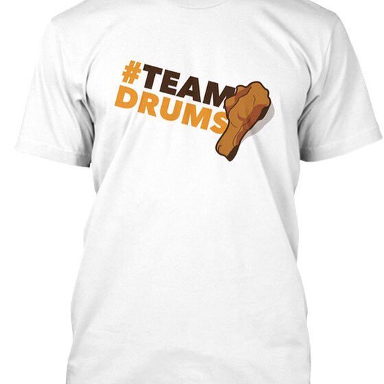 wingchickseries's tweet image. 🐥 WE GOT WINGCHICK MERCH! T-Shirts available now through @teespring including:
1. #WingChick logo (you can also get a sticker for the laptop!)
2. The Habitual Homegirl
3. #TeamDrums
4. #TeamFlats 
Designs: @electrodreams of @modernaimages 
Purchase here: bit.ly/wingchickmerch