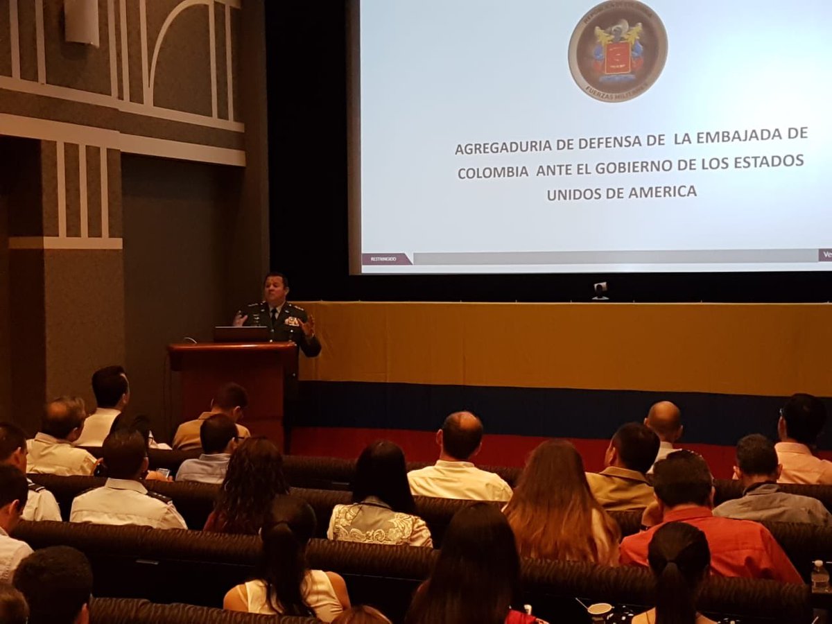 EsdegCol's tweet photo. Con total éxito avanza en Washington, práctica geoestratégica internacional para estudiantes de posgrado. Visita a la Embajada de Colombia en Estados Unidos. Presentación política exterior colombiana, cooperación y desafíos en las relaciones bilaterales y multilaterales. https://t.co/W9ZcsQTKya