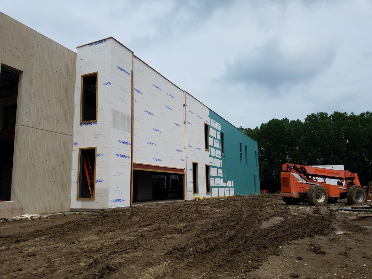 PML_Inc's tweet photo. This is such an exciting project. Papillion Community Center we are movin and groovin! #pmlprogress #pmlconstruction #steelframe #papillionlanding #explorepapillion #gosarpy https://t.co/C2Zj9StNnH