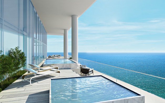 mayidelavega's tweet photo. Bright blue views are better behind the doors of the luxurious units at the @turnberryoceanclub. There’s nothing that I love more than beach views and natural light. #onlywithONE #Sothebysrealty #Sothebyshomes #sothebys #sothebysauction #onesir https://t.co/4jjKKk02Xm https://t.co/Wm8MoTRA1r