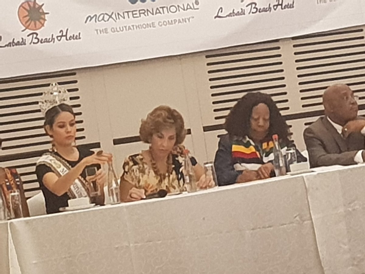 MissTurismoCol's tweet photo. Andrea Gutierrez Miss Tourism World, acudió a la conferencia para jovenes comprometidos con el turismo. Estuvo acmopañada de la embajadora de Colombia en Ghana Claudia Turbay y sus homologos de Zimbabue y Peru...

#MissTurismoColombia #MasQueUnReinado #Ghana #Africa #Colombia https://t.co/q7h4uyWXaW