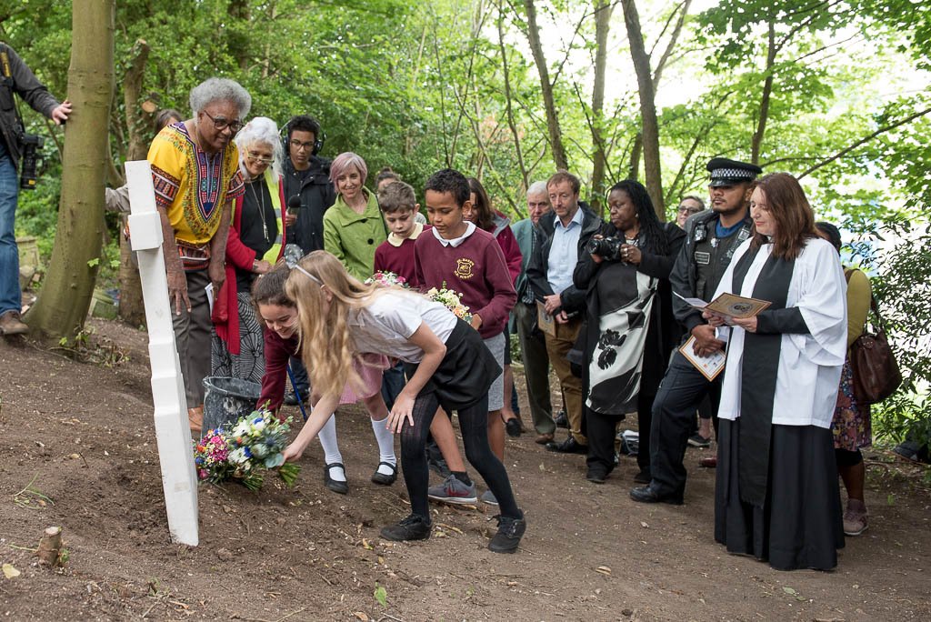 Sarah Naomi Lee tweet media