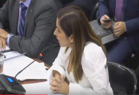 silhersa's tweet photo. Más que respuestas quedan muchas dudas del Ministro de Trabajo, quien señaló que sobre las medidas en particular y cómo se implementarán será la Ministra de Hacienda quien hable. No se refirió en lo absoluto a los componentes del #ProyectoFiscal impulsado por el Gobierno @plncr https://t.co/VIeqaZbmSy