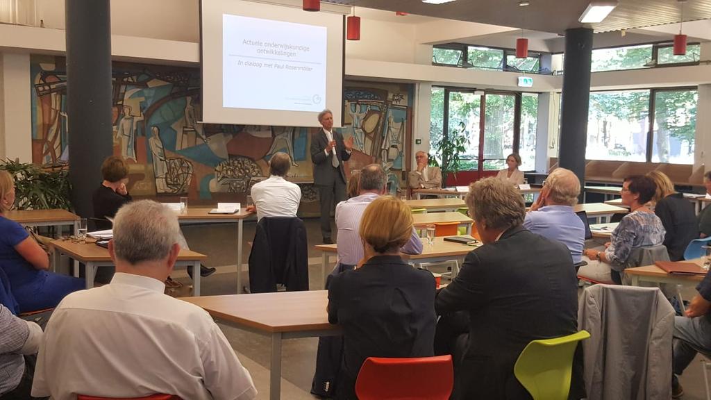 Vereniging_omo's tweet photo. Ledenraadvergadering @Theresialyceum in volle gang met waardevolle bijdrage @prosenmoller @VO_raad https://t.co/LimMAOdeIq