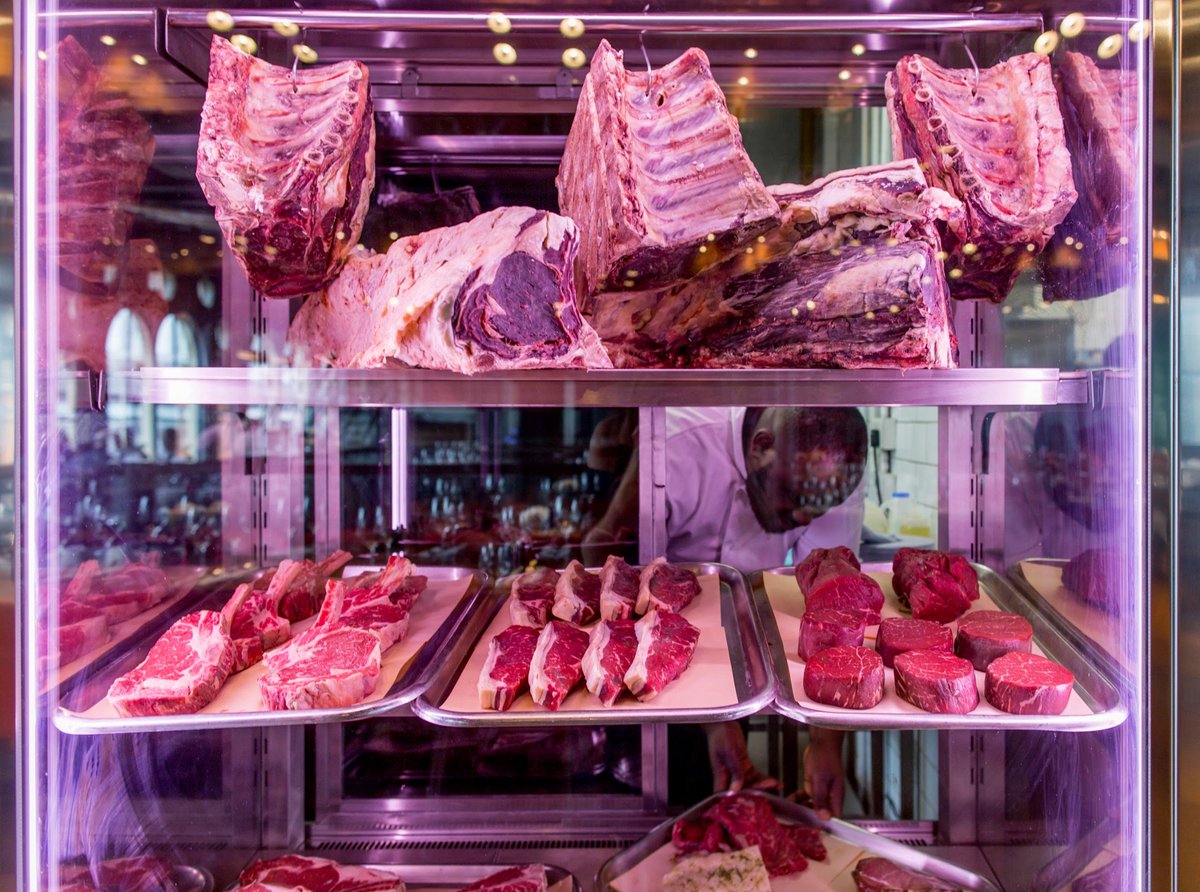 thisissmiths's tweet photo. 'Meat' our stunning selection of premium cuts. We're passionate about our beautiful cuts and our fabulous suppliers. #MeatFridge #Chef https://t.co/kdVdsylgsd