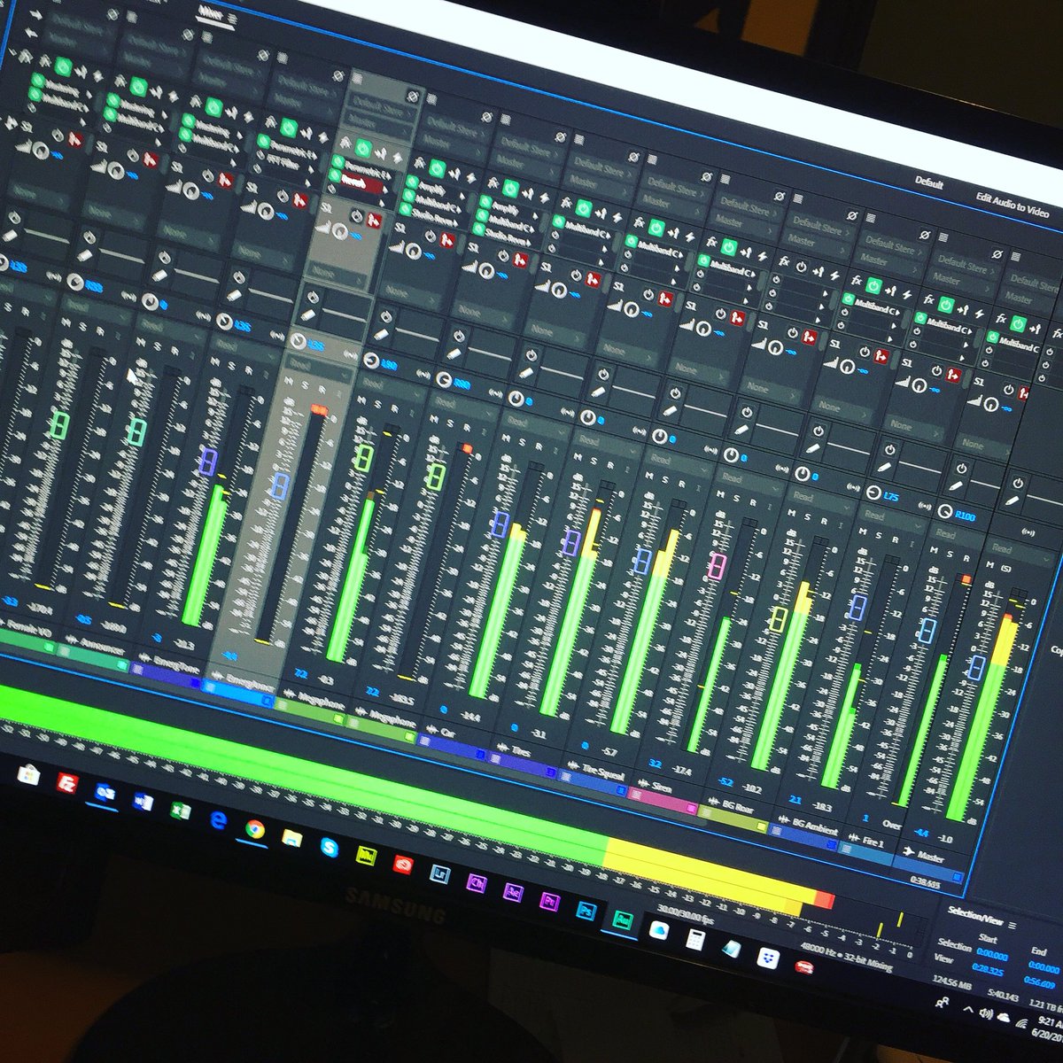 VR360MediaInc's tweet photo. Working on sound design for new #VR #documentary teaser. #vrdoc #360video #audiomix #soundsesign #360production https://t.co/ahpGPx7nxL