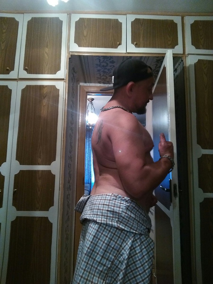 MrDmitriso's tweet photo. Hot bear! https://t.co/FHIT4D16UC