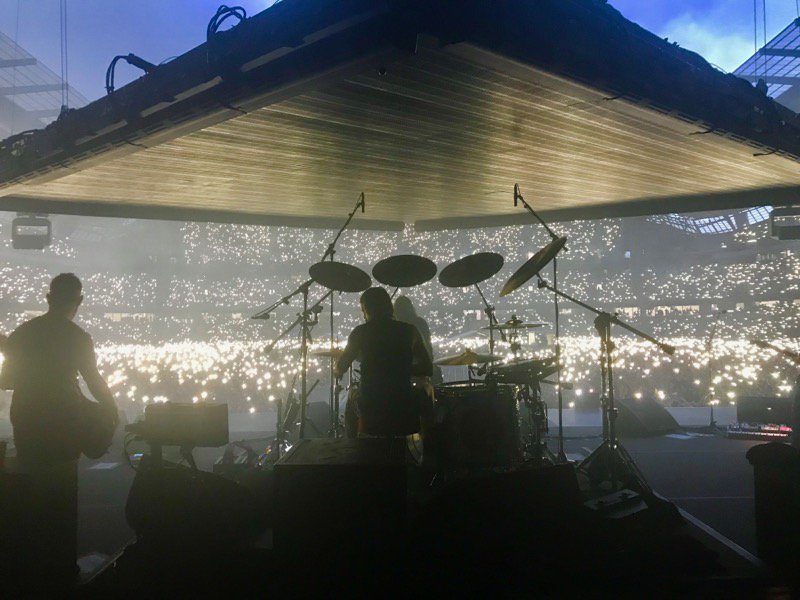 Foo Fighters tweet media