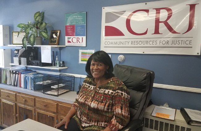 CR_Justice's tweet photo. #Reentry works. Just ask Ms. Dottie, a dedicated employee who for 18 years has been helping Brooke House residents get their lives back on track after incarceration. Thanks to Ms. Dottie & all the amazing staff at Brooke House for making a difference! https://t.co/WQWMLImfLI https://t.co/3pZ9CyVE1D