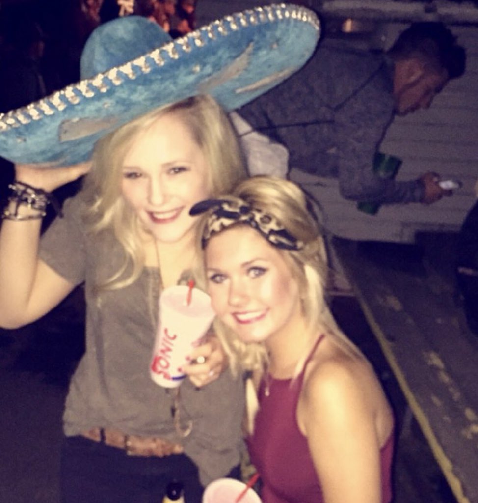 gabbycynthia's tweet image. Happy (late) birthday baby!!!!!!!!❤️❤️❤️❤️❤️ miss your crazy ass.