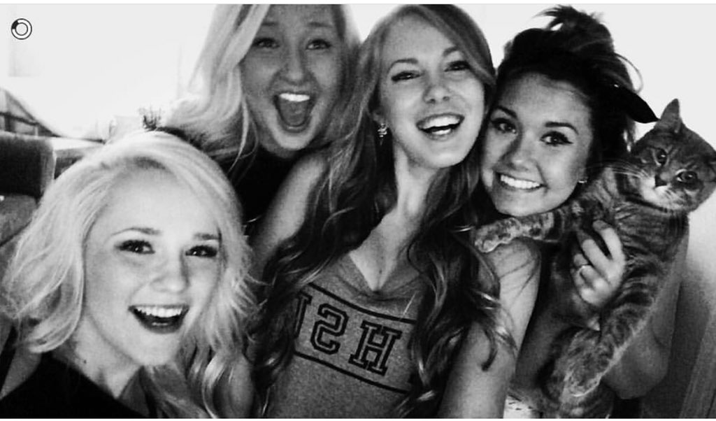 gabbycynthia's tweet image. Happy (late) birthday baby!!!!!!!!❤️❤️❤️❤️❤️ miss your crazy ass.