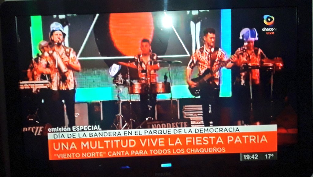Suena en todo el Chaco <a href="/vientonorteweb/">Viento Norte</a> por @ChacoTv !! Que lujo!!  #DiaDeLaBandera