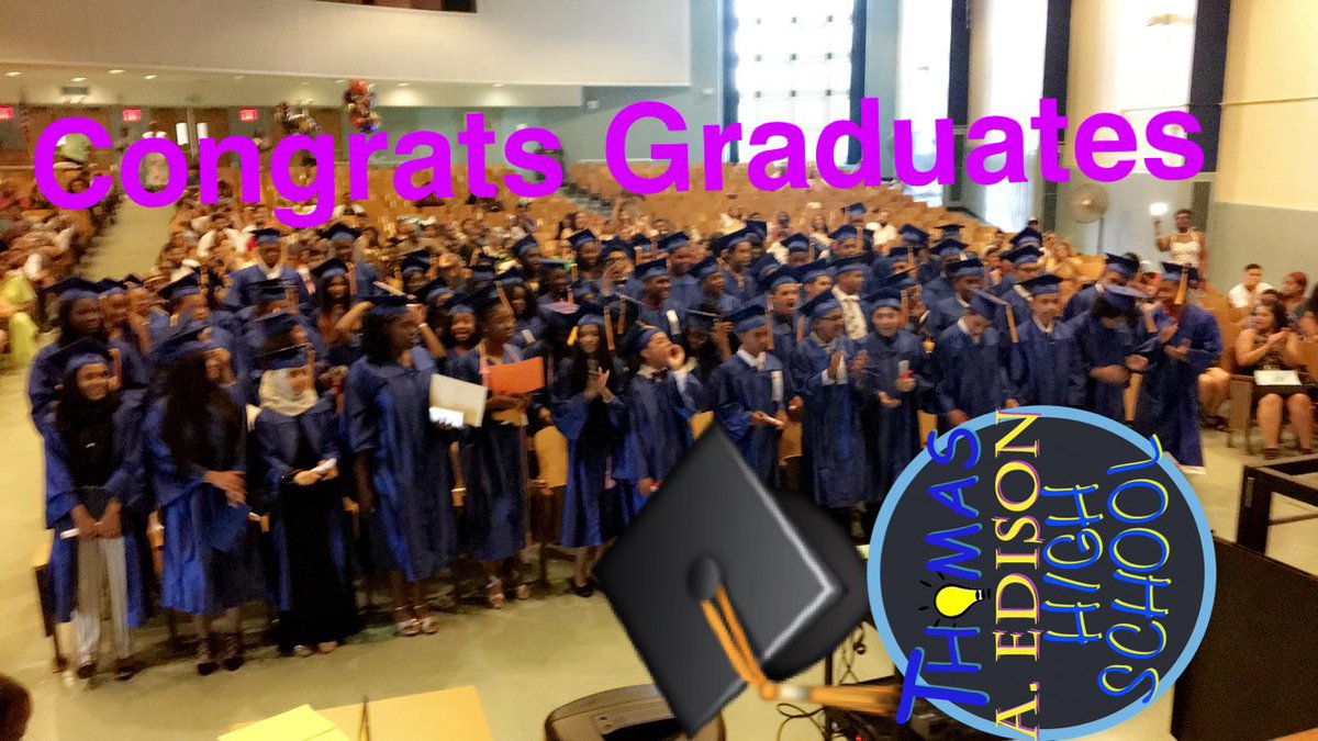 MS8QScholars's tweet photo. Congratulations to the graduating class of 2018 🎓🎓 https://t.co/tsqb69MGF4