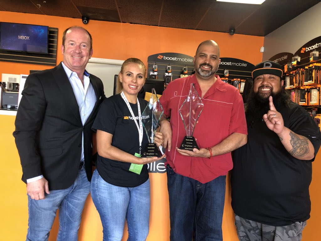 Tmastincollie's tweet image. Another back-to-back Quarter achiever of Brightstar’s National Leaders Club - Top 10 Dealer Award!   1 of only 4 Dealers in the nation to go back-to-back!  BIG Deal considering Dealers need a min 70% 3rd Month to qualify! Hats off to David, Mari and Mundo Cellular!  #NLC