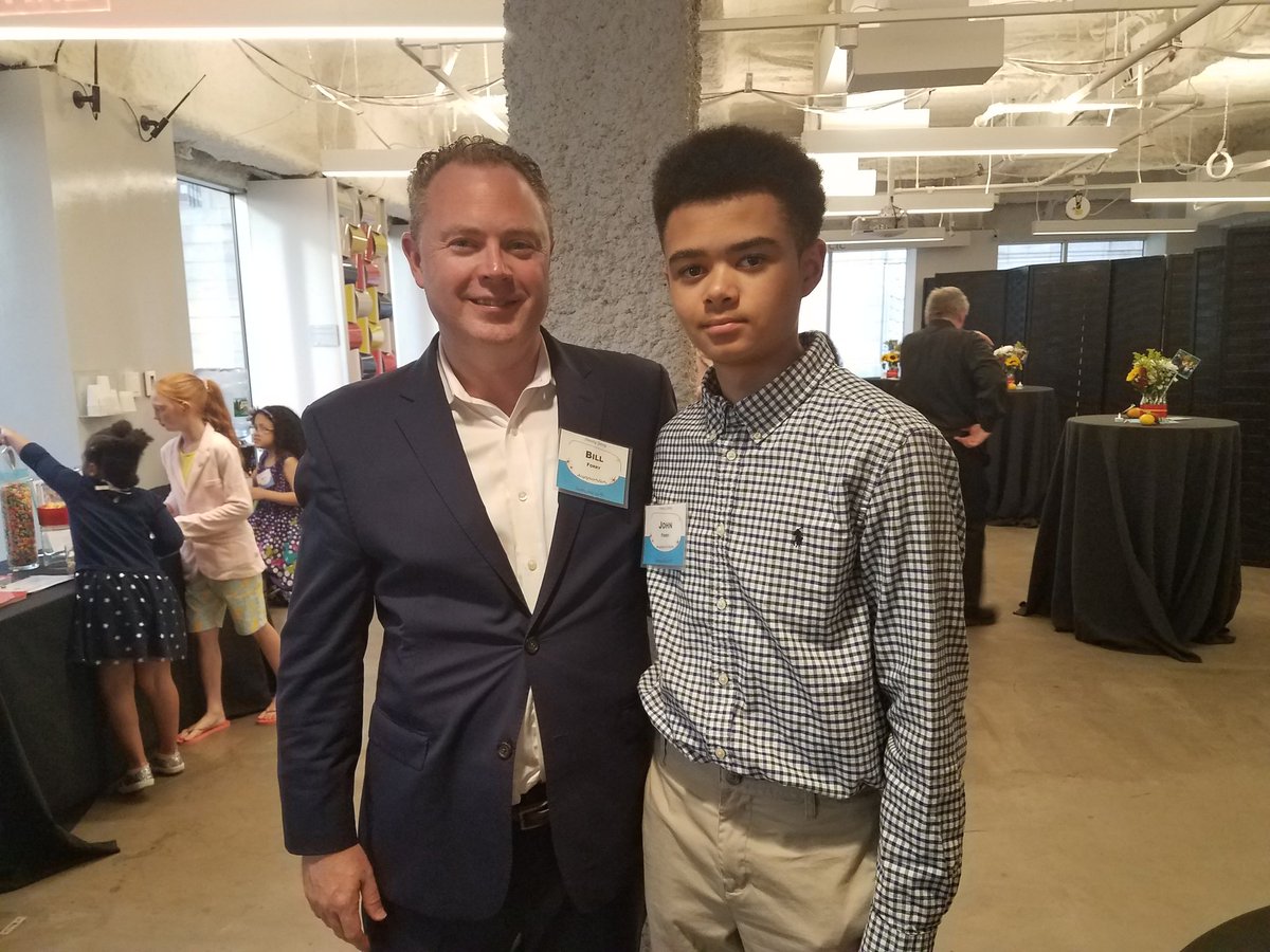 kgilnack's tweet photo. Thanks to @BillForry and family for joining @ParentingJrny's #PJBreakfast of Family Champions as we honor @ldforry tremendous legislative accomplishments tonight! https://t.co/uJQnrGpNRa