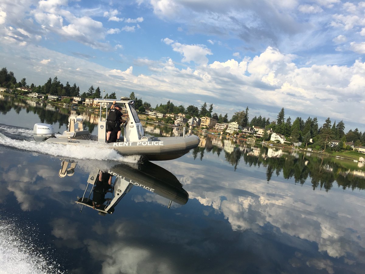 kentpd's tweet photo. Not a bad gig in the summer time - or any time really. We are hiring!! Visit https://t.co/kFek96zIGI for more info (laterals = hiring bonus. Seriously). #workforkentpd https://t.co/eeUpJBlXaa