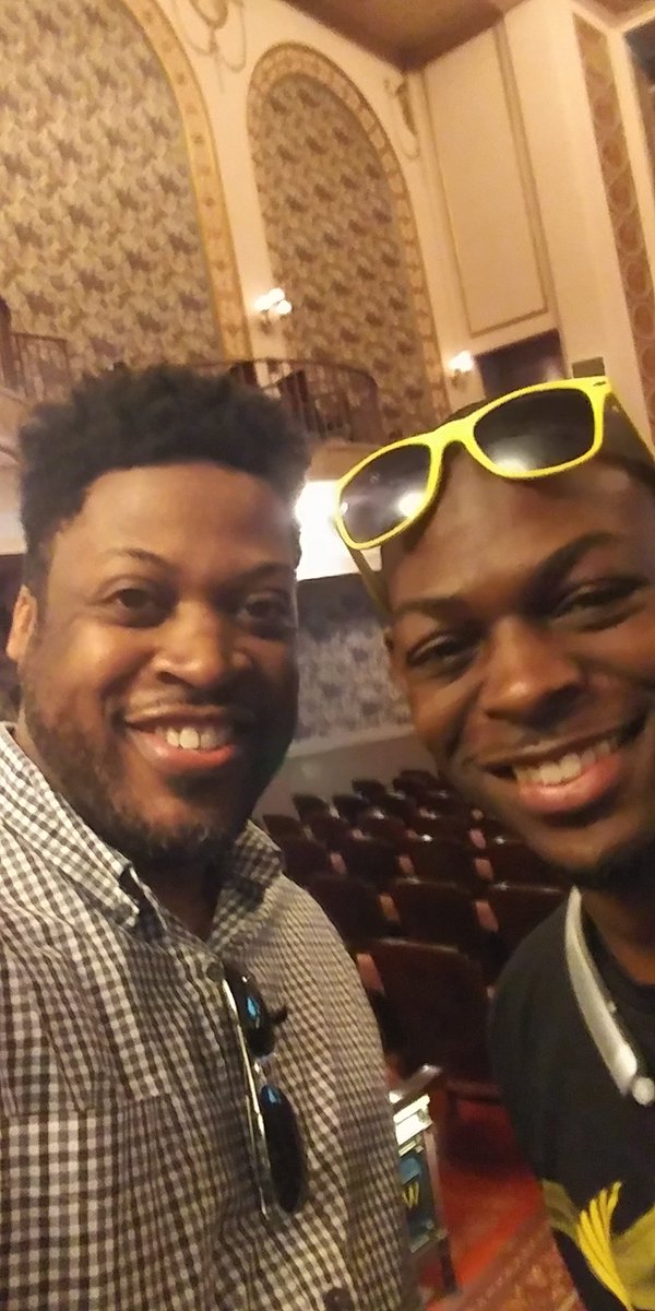 History has been made! The CEO of <a href="/SprintWaldorf/">Sprint Waldorf</a> and the man himself, @Callmemrsprint in the same room! 😂😂😂 Great meeting you brother! #SprintFam