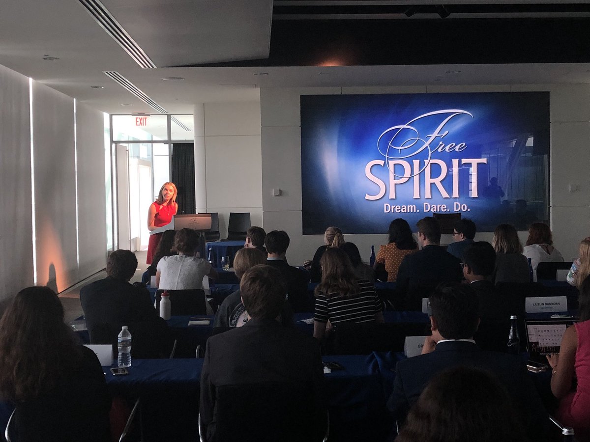 WeDreamDareDo's tweet photo. Huge thanks to @marypilon for joining us year after year at @Newseum. Such an inspiration for these Free Spirits. One highlight from the talk: “get your head out of your screen and get to work.” #freespirit18 https://t.co/iVmZkWxijN