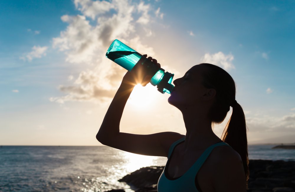 #WellnessWednesday This is your friendly reminder to drink more water! Check out some incredible health benefits here ow.ly/eV2A30kAEQ2