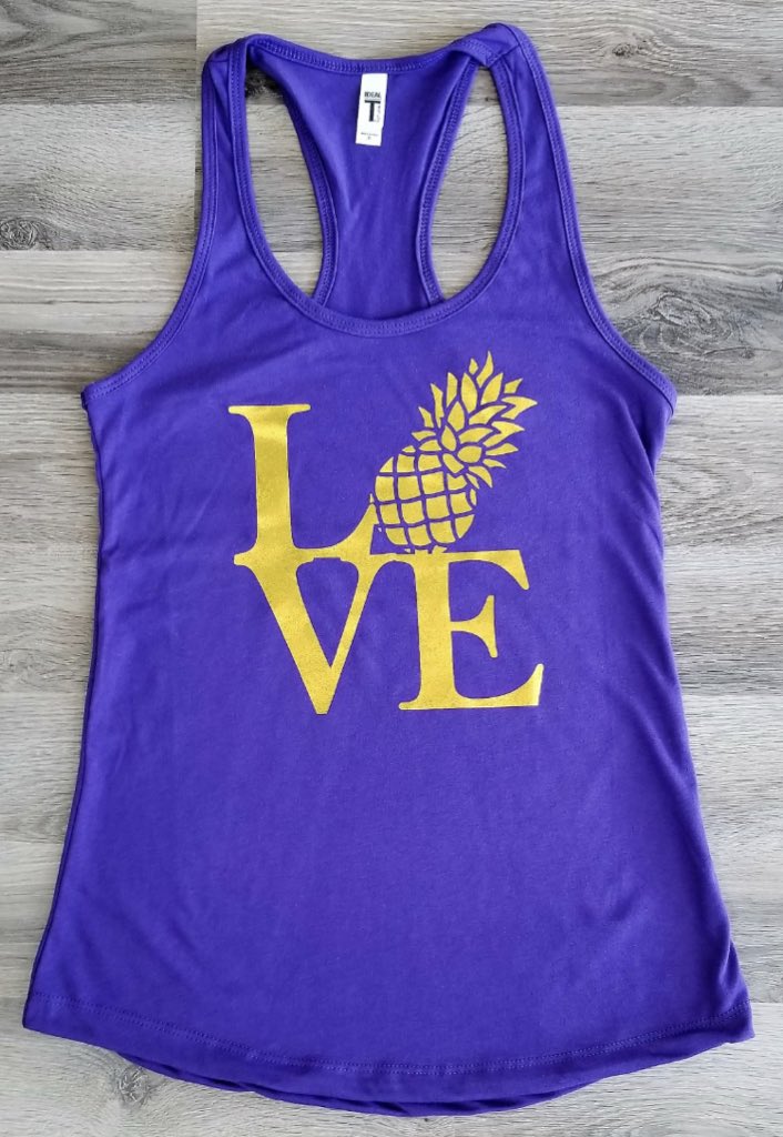 PoshPineapple2's tweet photo. Love this Pineapple tank...😍🍍 https://t.co/MAUygl3z6e