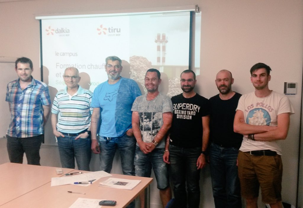 Cindy_M_MC's tweet photo. Formation Réseaux de chaleur déployée par le Campus @dalkia à destination de 60 collaborateurs @TIRU_officiel Perpignan. #tiru #dalkia #synergie #reseaudechaleururbain #solutionenergetique #FormationProfessionnelle https://t.co/rnhHvPRiIq
