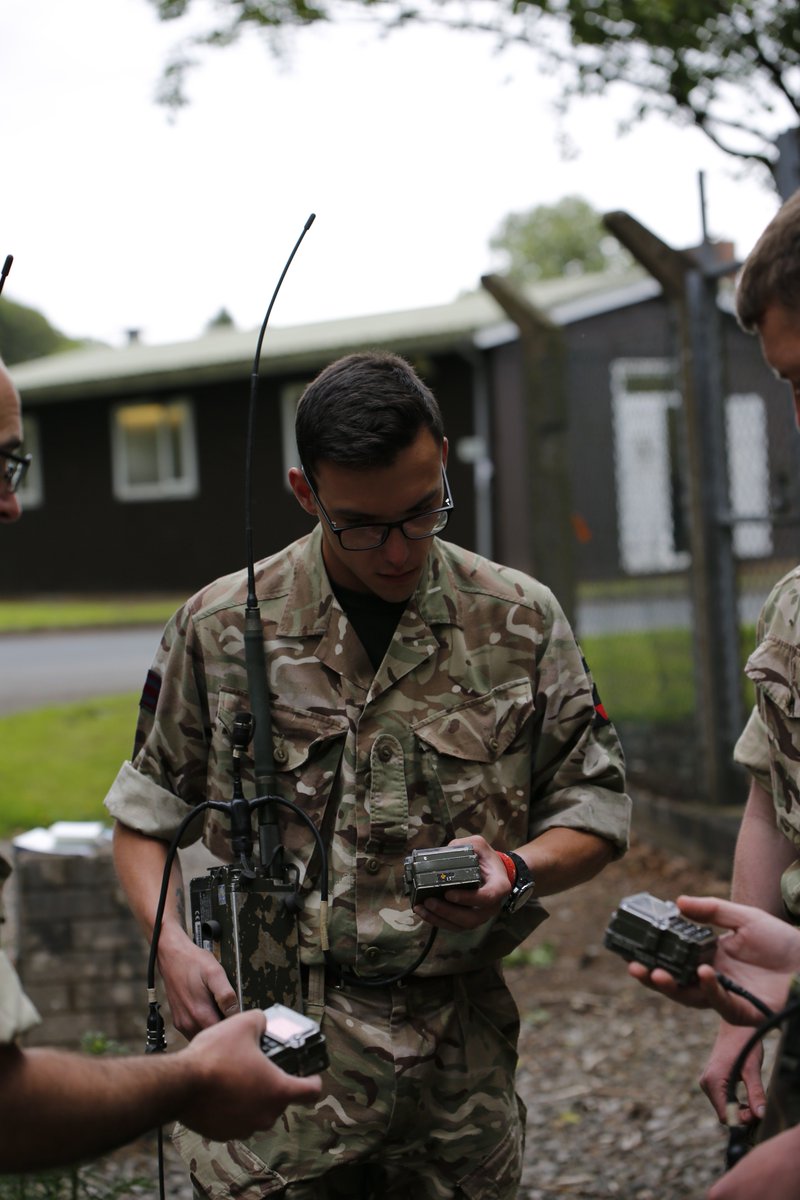 RMonREM's tweet photo. Army Reserve Royal Engineers from @RMonREM get to grips with BOWMAN radios #NoEmojis! @ProudSappers #findwhereyoubelong #RMonREM https://t.co/Gvau9jKmDi