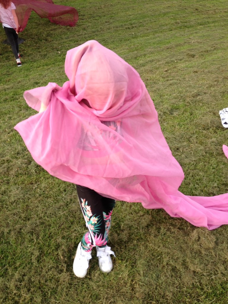 KieranPasp's tweet photo. Children pretending to be mummies tonight at shawhead outreach session @PASPSafeplay https://t.co/aEclPOEqR2