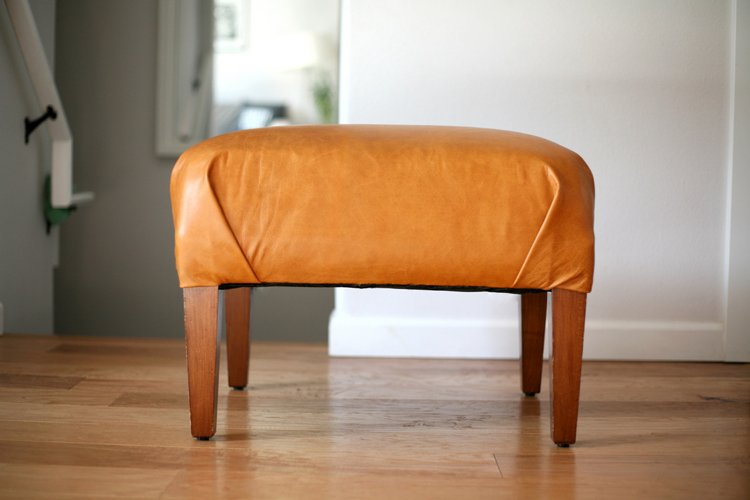 HassonRealtors's tweet image. We adore this #DIY leather ottoman makeover from Portland-based blogger @SuzannahStanley of Create/Enjoy! Get Details and More Home DIY Projects From Portland + Bend Bloggers: bit.ly/2GocyvO #PortlandBlogs #PortlandBloggers #DIYHome