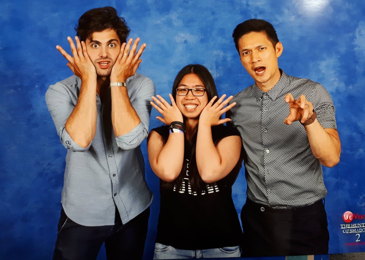 samwythe's tweet image. 3 dinosaurs 😂 #THOS2 #SaveShadowhunters