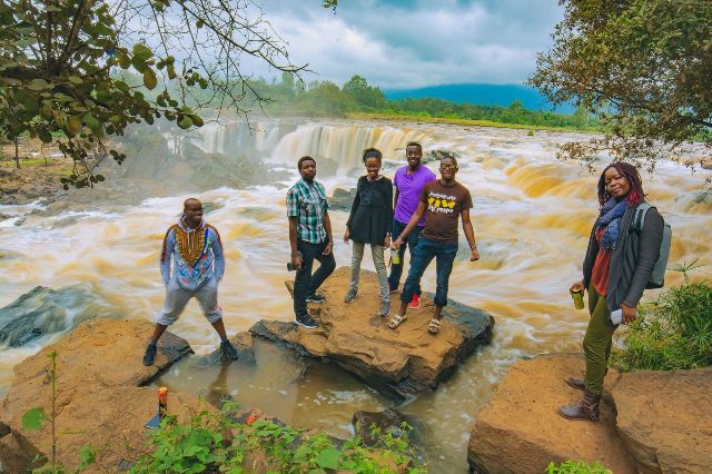 KenyanVibe's tweet photo. Turnup In Thika: Fourteen Falls, Kilimambogo and A New Way To Vacay! https://t.co/s1fnliY5ol
#TurnupinMotion
@Turnup_Travel
@OlSapuk https://t.co/oGe4AncT0Y