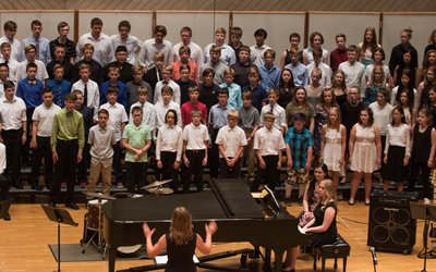 luthercollege's tweet image. American Idol winner Maddie Poppe attended Dorian Summer Music Camp... so did Luther Professor Alexandra White's son, and his experience was just as magical. Read the latest Ideas and Creations blog at bit.ly/2M9Jkmi
#luthercollege