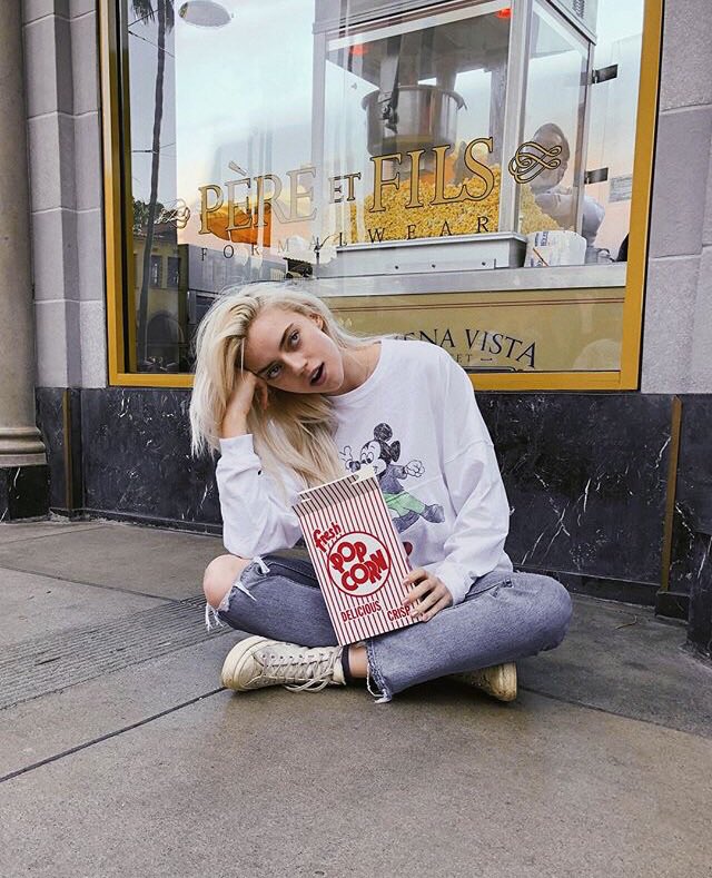 Dione Evans. —offt tweet media