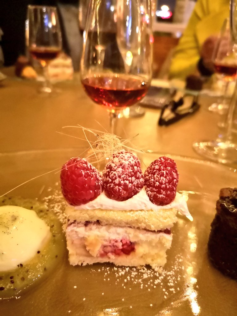 Boozy_Foodie's tweet photo. A delectable selection of desserts with @KWVBrandy @KWVEmporium #CapeRuby as grand finale! Well done #LekkerBekkers, what a fab evening! #MKRSA https://t.co/PLGJjdcOE2