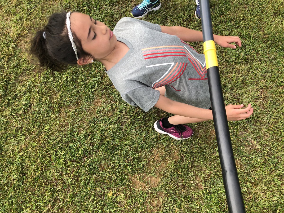 MissCraigTFMS's tweet photo. Team work makes the dream work! #FuntasticDay https://t.co/oX5TZ48V7K
