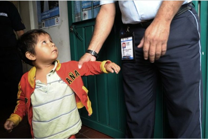 Mafhoney's tweet image. 45 set his house on fire, and was happy for it to to burn down until we found out. So he was forced to extinguish it. He then puts a fire hat on, blames his neighbor and now wants to be called hero. But we SAW IT. We. Saw. It. #WitnessToHistory #NeverForget #KeepFamiliesTogether