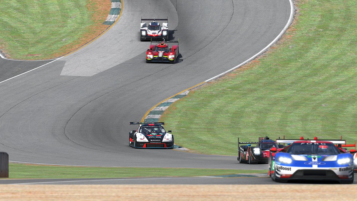 Torrent_MS's tweet photo. Here is @Just__J44 on his way to a P2 finish in traffic at Road Atlanta. #iRacing #iRLMS https://t.co/X5VD2Cf7fK