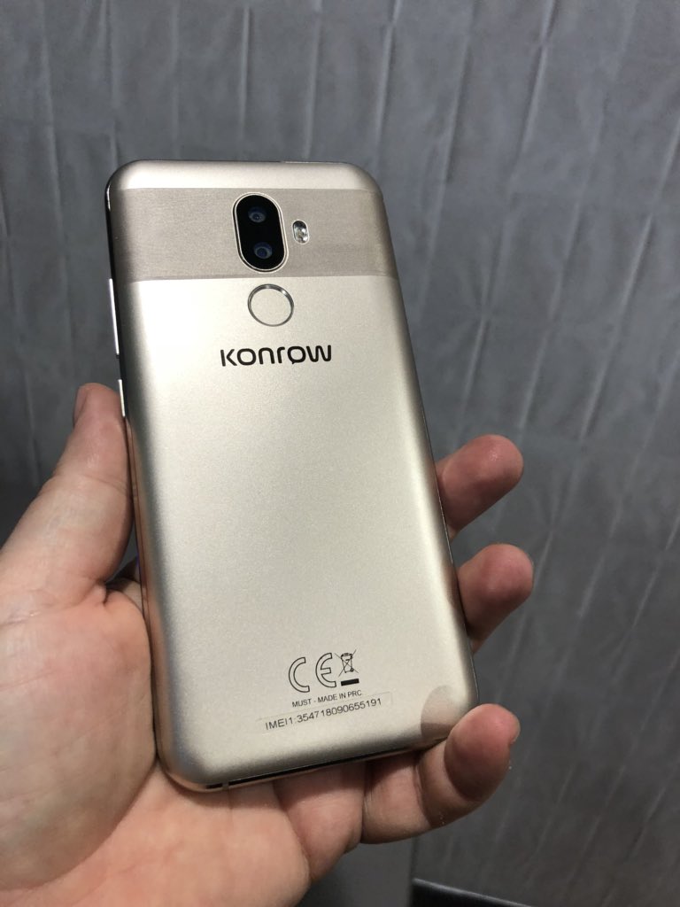 natalybs's tweet photo. La marque de smartphone #Konrow n’est pas une nouvelle venue puisqu’elle a été crée en 2014 à Marseille.... mais j’avoue que je ne la connaissais pas. Le segment des smartphones à moins de 200€ est de plus en plus encombré... qui tirera son épingle du jeu? #smartphone https://t.co/NlrsIA3XRx