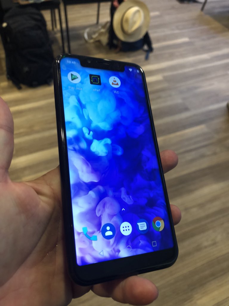 natalybs's tweet photo. La marque de smartphone #Konrow n’est pas une nouvelle venue puisqu’elle a été crée en 2014 à Marseille.... mais j’avoue que je ne la connaissais pas. Le segment des smartphones à moins de 200€ est de plus en plus encombré... qui tirera son épingle du jeu? #smartphone https://t.co/NlrsIA3XRx