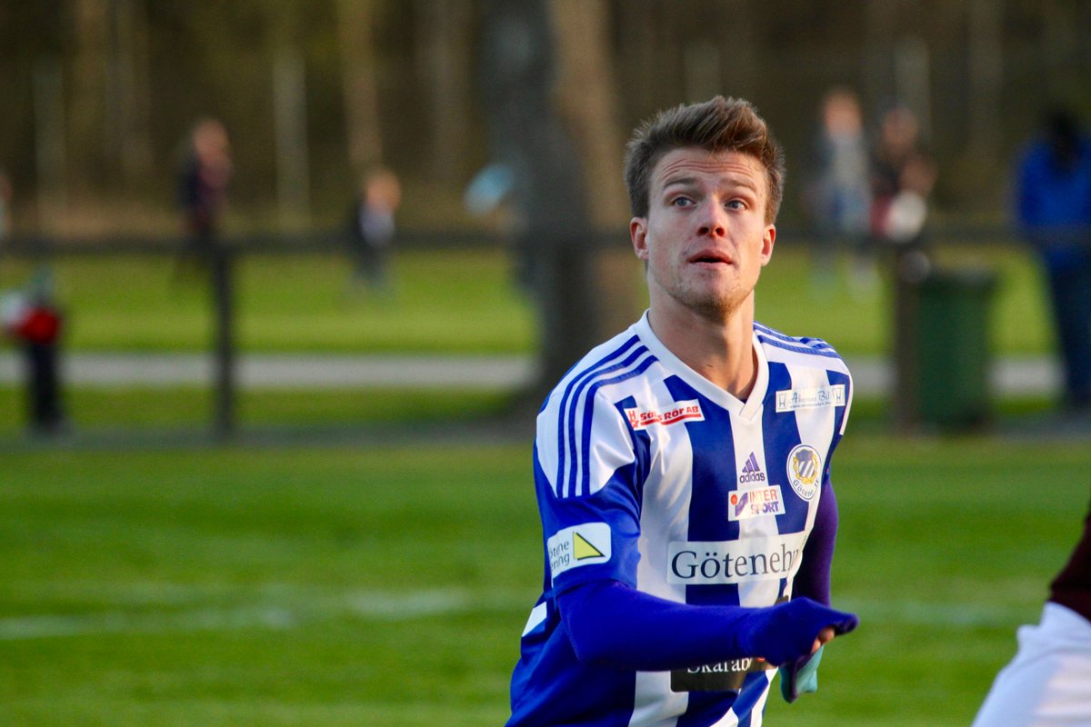 Karlsson räddade poäng åt <a href="/GoteneIF/">Götene IF</a> med matchens sista spark. | skaraborgslanstidning.se/article/gotene…