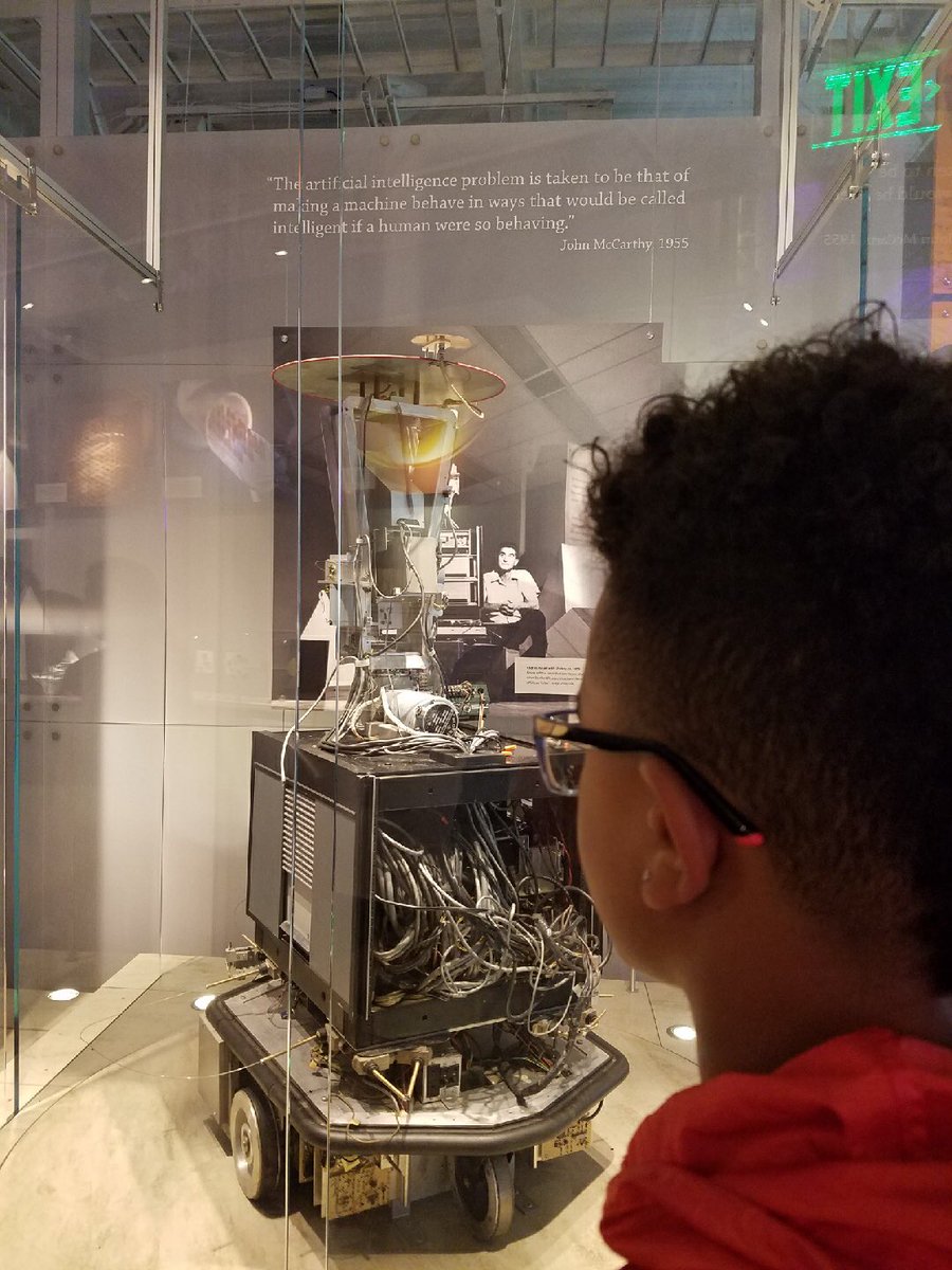 FresnoStateLCOE's tweet image. Best part of being a “young mind” is the field trip!!! Our summer campers (grades 6-8) are hanging out @ the @ComputerHistory Museum today in Mountain View, CA &amp;amp; learning how computer programming has impacted the world 🌎 🌍