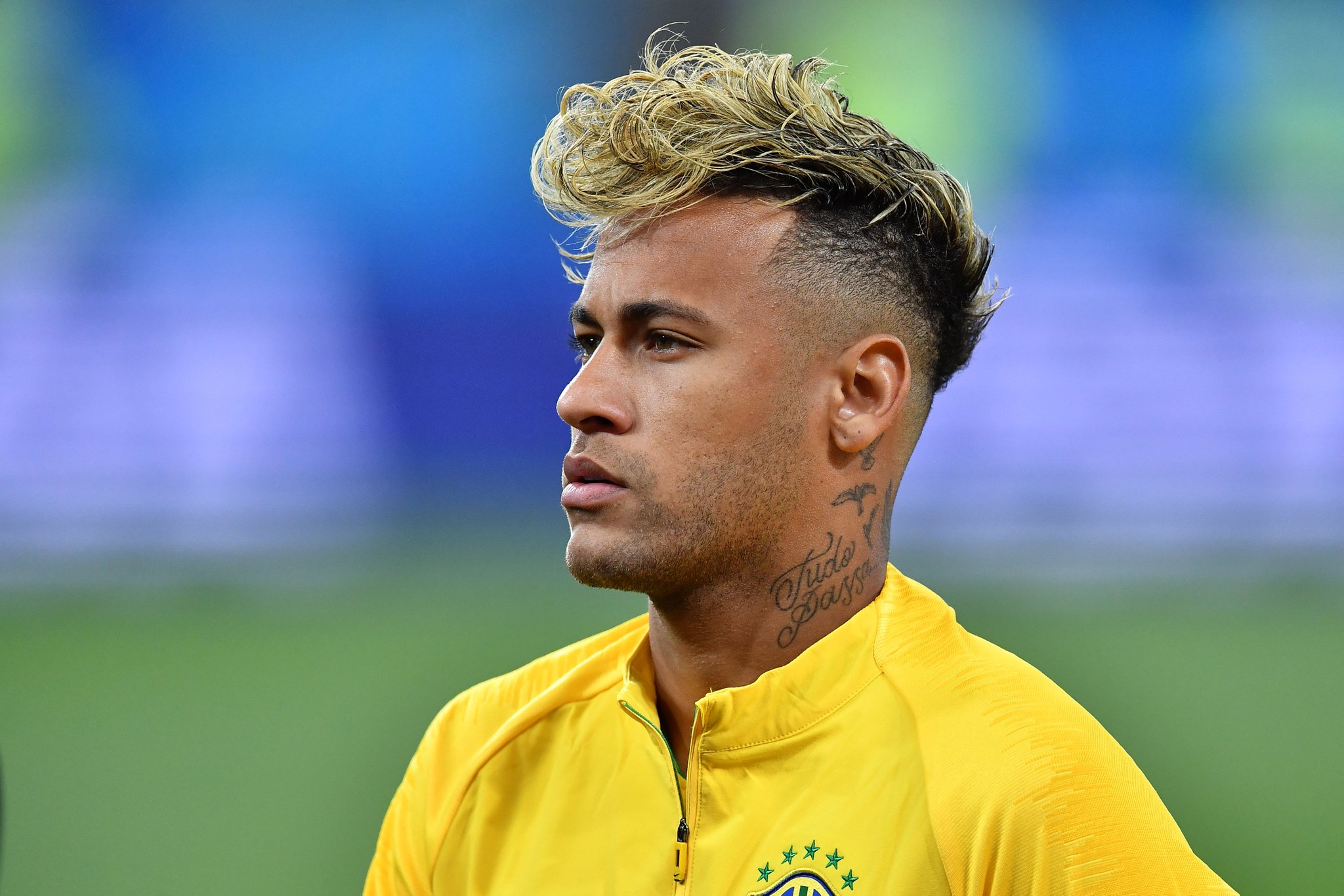 1. Neymar Jr. Debuts New Blonde Hair in 2013 - wide 8