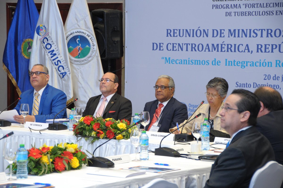 SaludPublicaRD's tweet photo. Realizan II reunión técnica regional de #Tuberculosis.
#SaludPúblicaRD @SECOMISCA #RDPPTCOMISCA2018 #FinALaTB
https://t.co/YJcc2qV3WJ https://t.co/iFAoo1yOGX