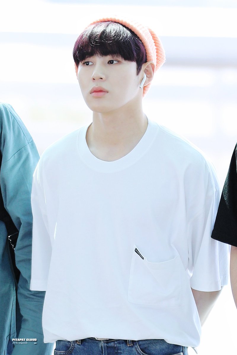 Yuka2807's tweet photo. [195] You've arrived safely.. I hope you have a great time in San Jose 💞
Also congrats for your 6th win today🎊.. You've worked hard boys💝
#Light6thWin

#옹성우 #박우진 #하성운 #워너원
#OngSeongwu #ParkWoojin #HaSungwoon #WANNAONE https://t.co/PLoEctraP8