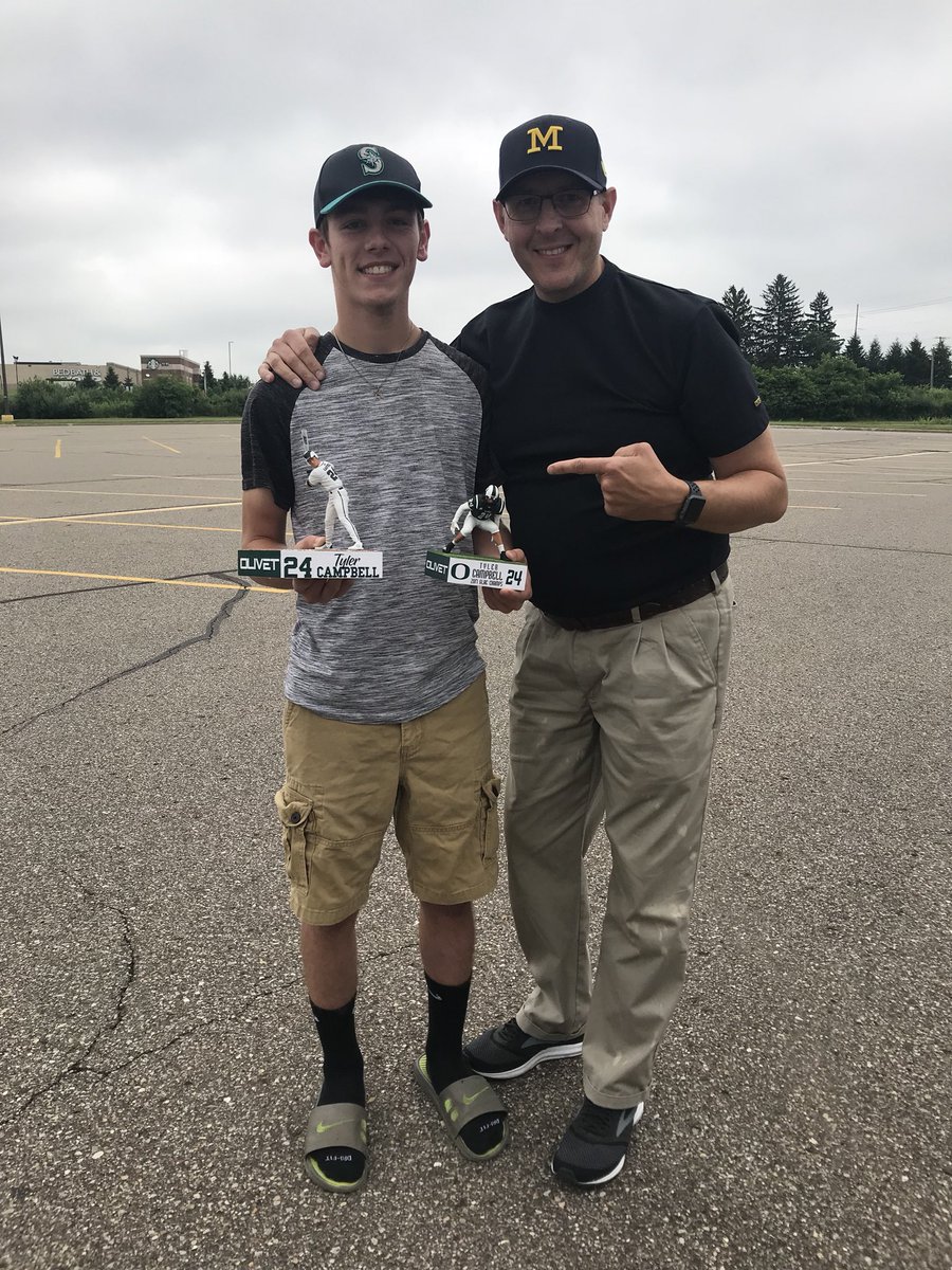 kassrcamp's tweet photo. Surprised Tyler with a couple gifts for graduation. KJC Custom Sports did an absolutely amazing, out of this world job creating these of Tyler. The detail work put into these are mind blowing. Not enough words to explain how much we love these! 🦅🏈⚾️ https://t.co/tBnwdquWcN