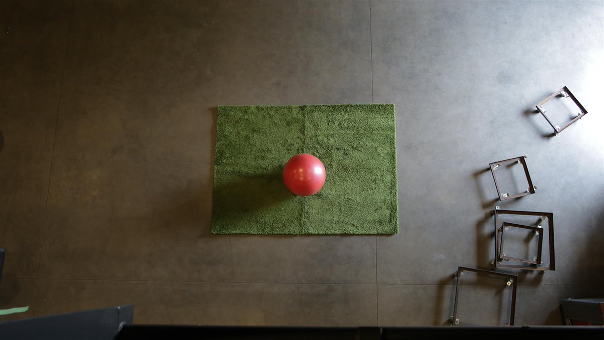 Ho heu tornat a fer! Demà és el dia de la música i aquesta és la nostra forma de celebrar-ho amb vosaltres des de ja! Llarga vida a la música!

lacapsa.org/2018/05/21/al-…

#lacapsa #almeuritme2018 #almeuritme #sidonie #totssants #elpratcultura #elprat #estaisaqui